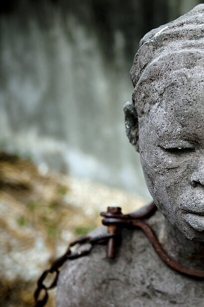 Statue of the Slavery monument in Zanzibar Stone Town, Tanzania © Eric Lafforgue