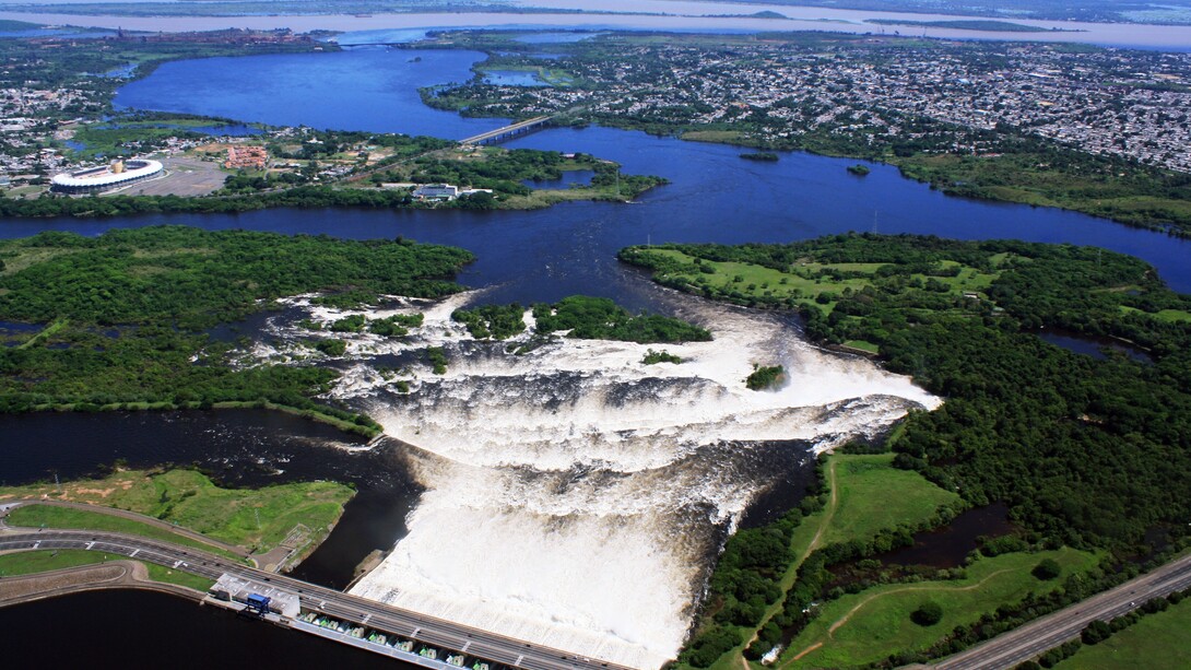 Aliviadero del embalse de Las Macagua