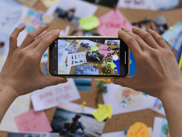 Dos personas pueden pasar el mismo tiempo frente a una pantalla y vivir experiencias opuestas, porque la diferencia no está en el tiempo de uso, sino en el contexto y la intención