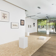 Various artists, The “schmelz” and the new Frankfurt, exhibition view. Courtesy of Edition & Galerie Hoffmann