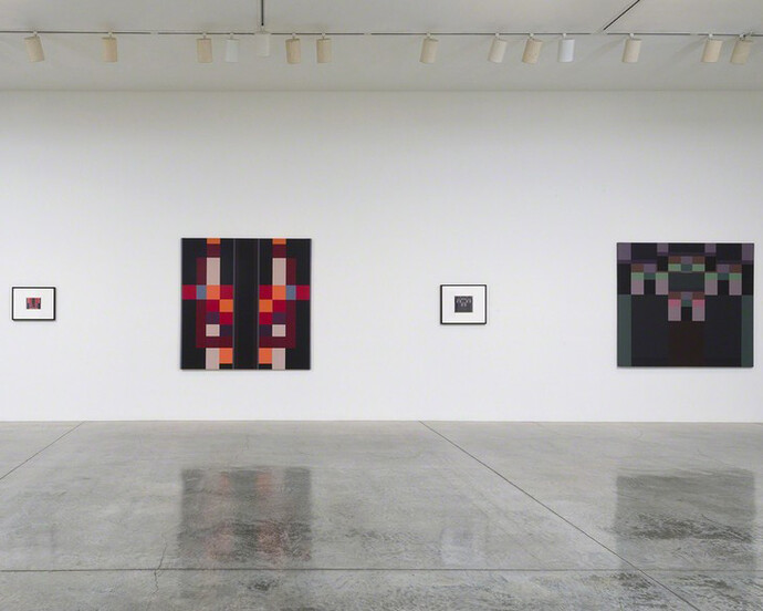 Fanny Sanín, Exhibition view. Courtesy of L.A. Louver