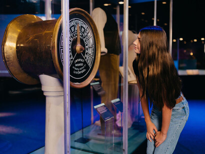 Deepsea challenger, exhibition view. Courtesy of Queensland Museum Tropics