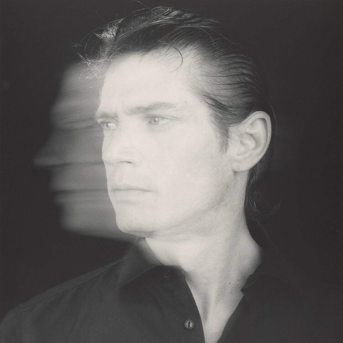 Robert Mapplethorpe (1946-1989), Self-Portrait, 1985, gelatin silver print, 38.7 × 38.6 cm. Jointly acquired by the J. Paul Getty Trust and the Los Angeles County Museum of Art, with funds provided by the J. Paul Getty Trust and the David Geffen Foundation. © Robert Mapplethorpe Foundation. Used by permission.