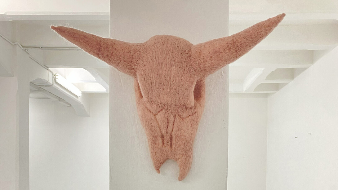 Guadalupe Salgado, paisaje del desierto, 2023. Wool Sculpture, 40x47x20 cm. Courtesy of The Flat- Massimo Carasi