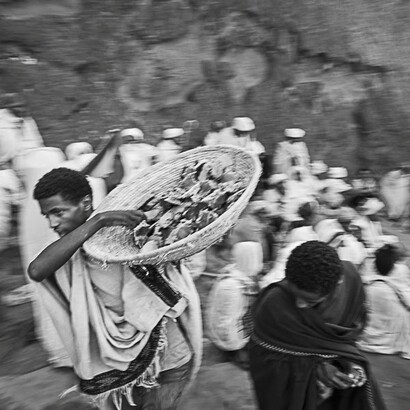 Etiopia, Lalibela, 2020. Pellegrini del Natale nella città santa durante le celebrazioni del Genna o Natale copto. Foto di Stefano Torrione, gentilmente concesse
