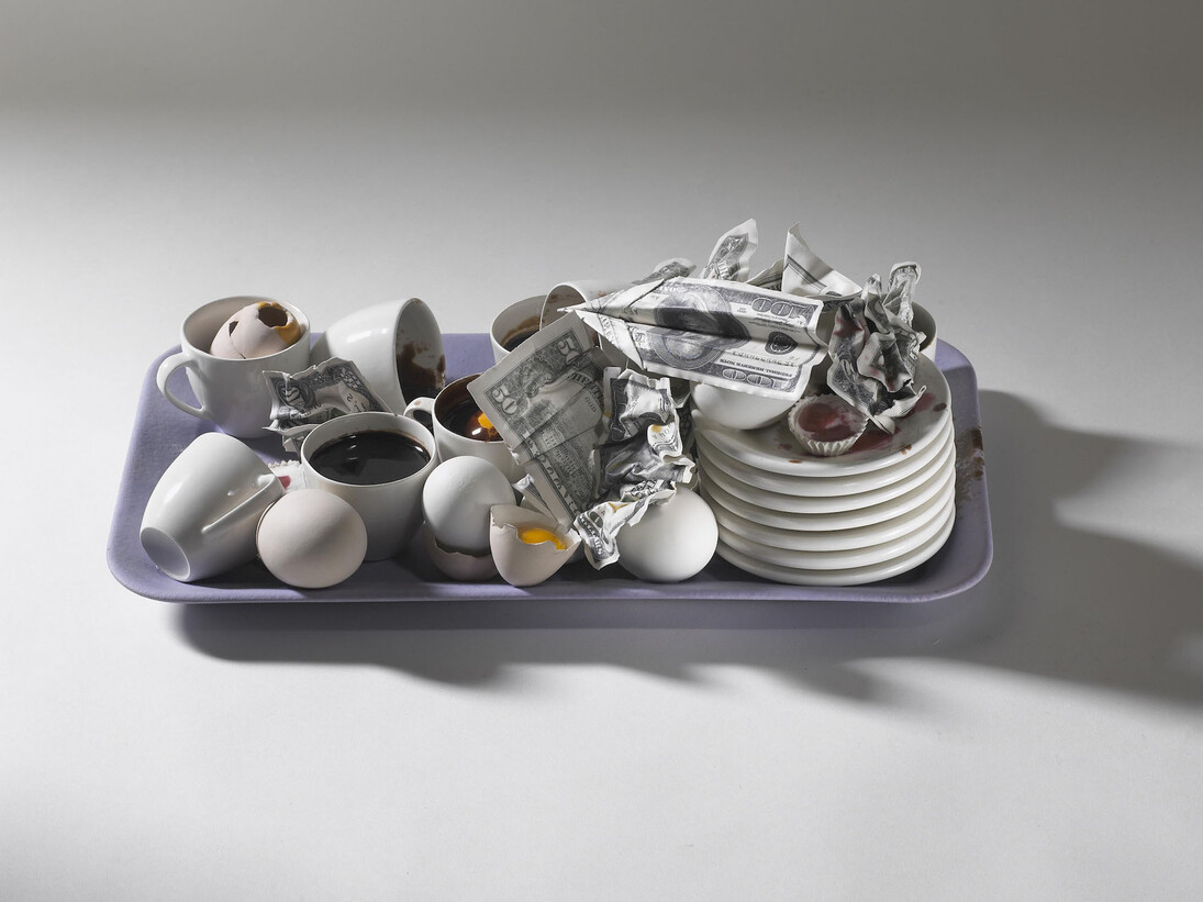 Bertozzi & Casoni, Avanzi, 2000, ceramica policroma, cm. h. 16 x 40 x 26. Courtesy of Pinacoteca Civica di Ascoli Piceno