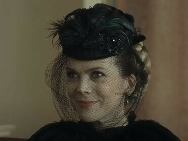 The Ugly Stepsister twists the classic fairytale into a dark satire of beauty and worth. Elvira’s journey to perfection becomes a grotesque spiral, where every change pushes her further from happiness