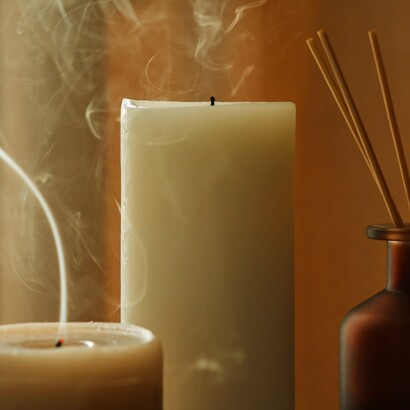 La comunicazione continua e digitale riduce lo spazio del silenzio, della riflessione e dell’alterità