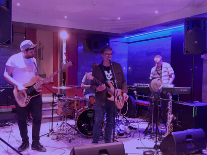 Varosha en el ensayo previo a su debut en directo