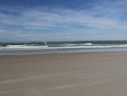 A perfect blend of turquoise waters and open skies, Emerald Isle feels like a coastal paradise