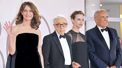 Woody Allen, Valérie Lemercier and Lou de Laâge no Venice Film Festival (2023)