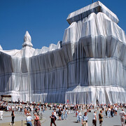Christo and Jeanne-Claude, Wrapped Reichstag, Berlin, 1971-95. Courtesy of the National Gallery 