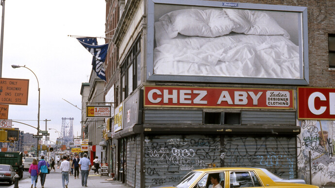 Felix Gonzalez-Torres - Untitled 1991, MoMA museum's exibition, New York