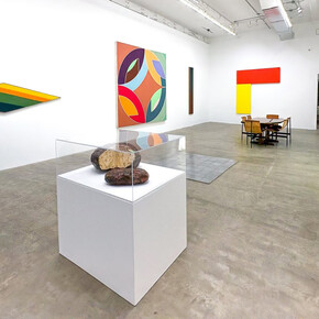 Various artists, The ray gun store, exhibition view. Courtesy of Marc Straus Gallery