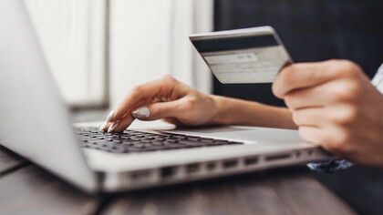 L’e-commerce permette la vendita di un prodotto senza l’intermediazione di una figura umana