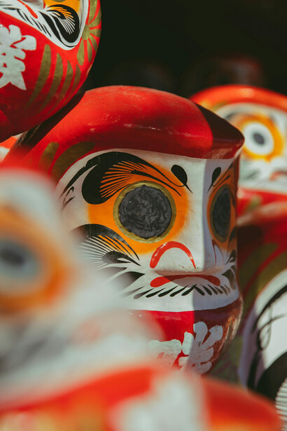 Los Daruma que son muñecas o amuletos de la buena suerte