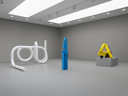 Carol Bove Polka Dots, Exhibition view. Courtesy of David Zwirner