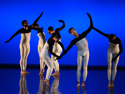 CNDC Angers, Beach Birds di Merce Cunningham, foto Andrea Macchia/Bolzano Danza