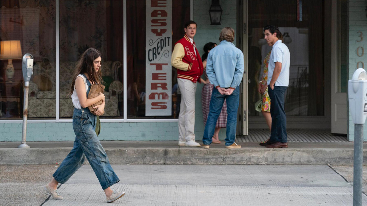 Fotograma del filme «La chica salvaje», protagonizada por Daisy Edgar-Jones
