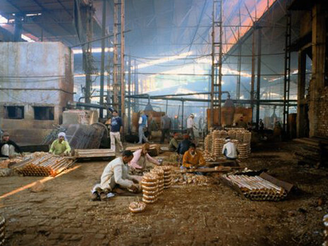 Blow Firozabad Bangles. Courtesy of Mudac