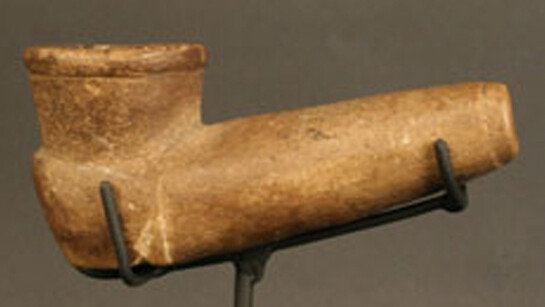 Pipa

Materiales: Cerámica

1250 d.C.-

Medidas: 84 mm de largo x 31 mm de ancho