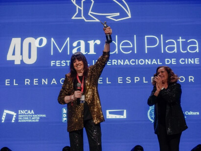 Marilina Ross received the Silver Astor Award for her career in Argentine cinema