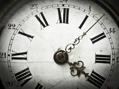 Las agujas del reloj