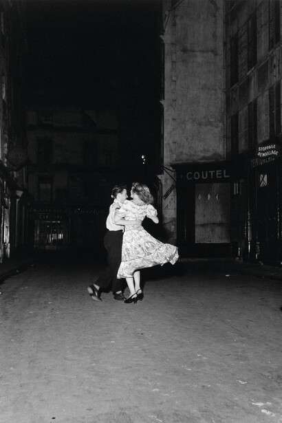 Robert Doisneau. Courtesy of Musée d’Ixelles