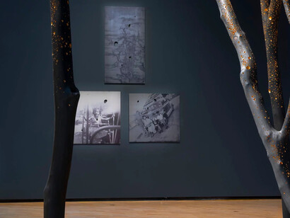 Lindy Lee, collection, exhibition view. Courtesy of the National Gallery of Australia