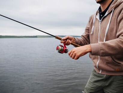 Ahora te me hiciste pescador. Hombre pescando