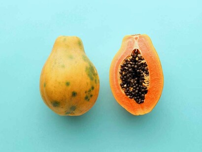 Papaya and its seeds