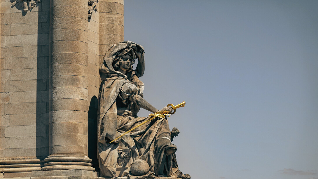 La statue de Jeanne d'Arc à Paris, symbole de l'espoir