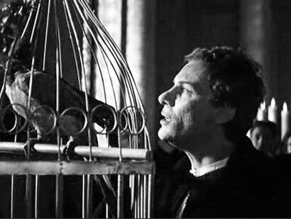 Gian Maria Volonté in una scena del film Giordano Bruno