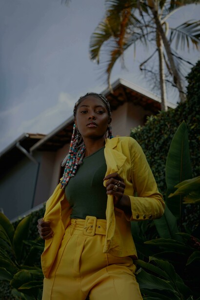 O discurso nas redes sociais muitas vezes contraria o verdadeiro amor-próprio