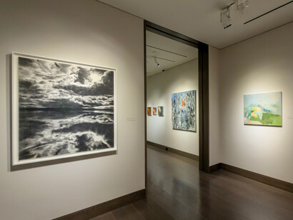 Cornelia Foss, Little red, exhibition view. Courtesy of Hirschl & Adler Modern 