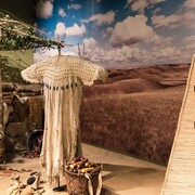 Salle des premiers peuples, vue d'exposition. Avec l'aimable autorisation du Canadian Museum of History