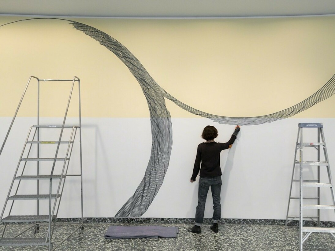 Linn Meyers, Exhibition view. Courtesy of Hirshhorn Museum and Sculpture Garden