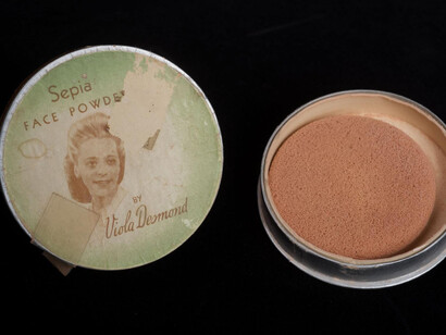 Une femme de valeur. Courtesy of Musée de la Banque du Canada