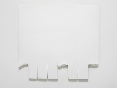 Nicole Wermers, Sequence 1, 2015, Painted ceramics, 28.9 x 31.6 x 1.5 cm / 11.3 x 12.4 x 0.5 in