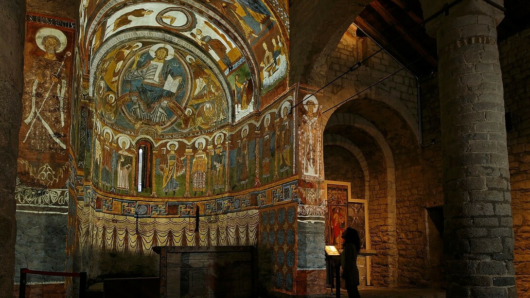 Triple ábside de Sant Climent de Taüll. Foto: R. L. Monne, Arxiu Patronat Vall de Boí