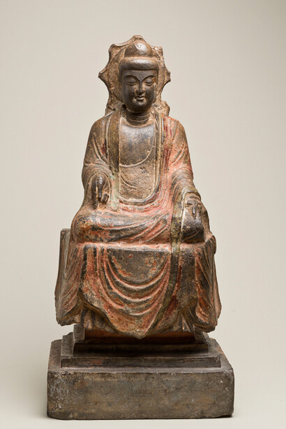 Born in Yokohama. Courtesy of Museum für Angewandte Kunst