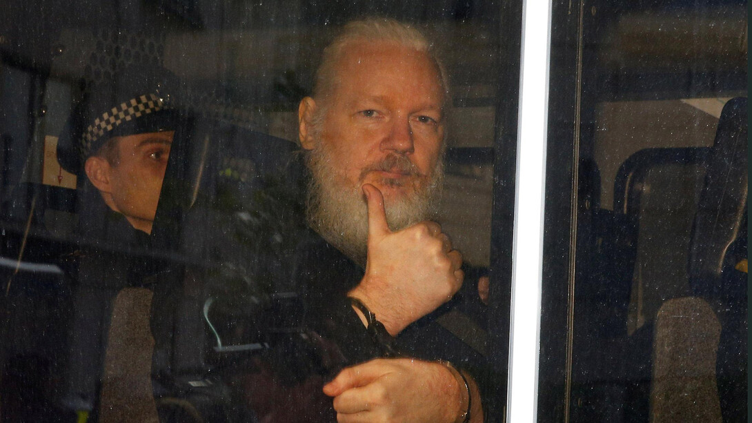 Wikileaks' Julian Assange removed from the Ecuador embassy