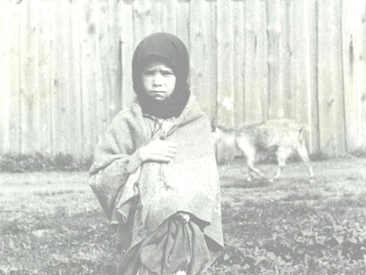 Holodomor. Una ragazza di Charkiv, foto di Alexander Wienerberger