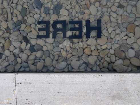 Peter Downsbrough. Courtesy of Ángels Barcelona