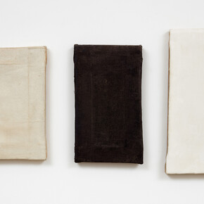 Camille Claudel in the French, 2021
oil paint on linen
installed: 39.5 x 73 cm
15 1/2 x 27 1/8 ins. © Sarah Rapson. Courtesy: the artist and Modern Art, London. Photo: Robert Glowacki. 

