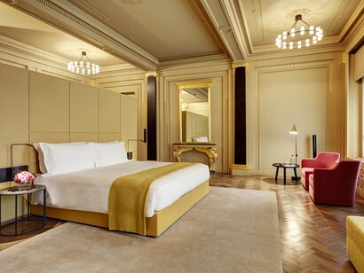 Hotel Cafe Royal. Empire Suite, bedroom