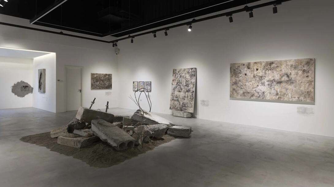Salma Dib, Marks of return, exhibition view. Courtesy of Aisha Alabbar Gallery