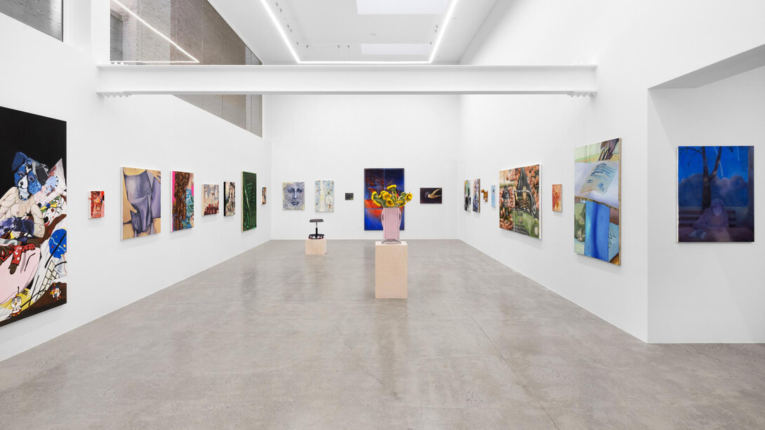 Various artists, An average comet, exhibition view. Courtesy of Harkawik