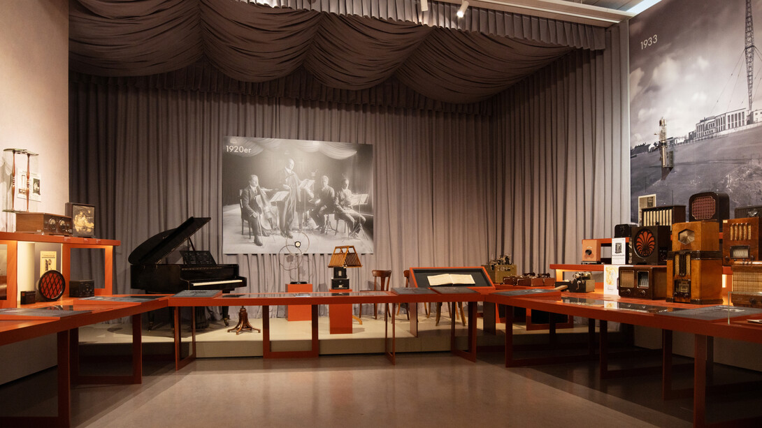 100 years of radio. As Austria went on air, exhibition view. Courtesy of Technisches Museum Wien