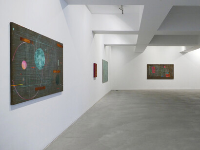 José Bechara, Deambulações no labirinto (Wanderings in the labyrinth), exhibition view. Courtesy of Carlos Carvalho Gallery